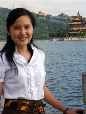 李嘉丽.j